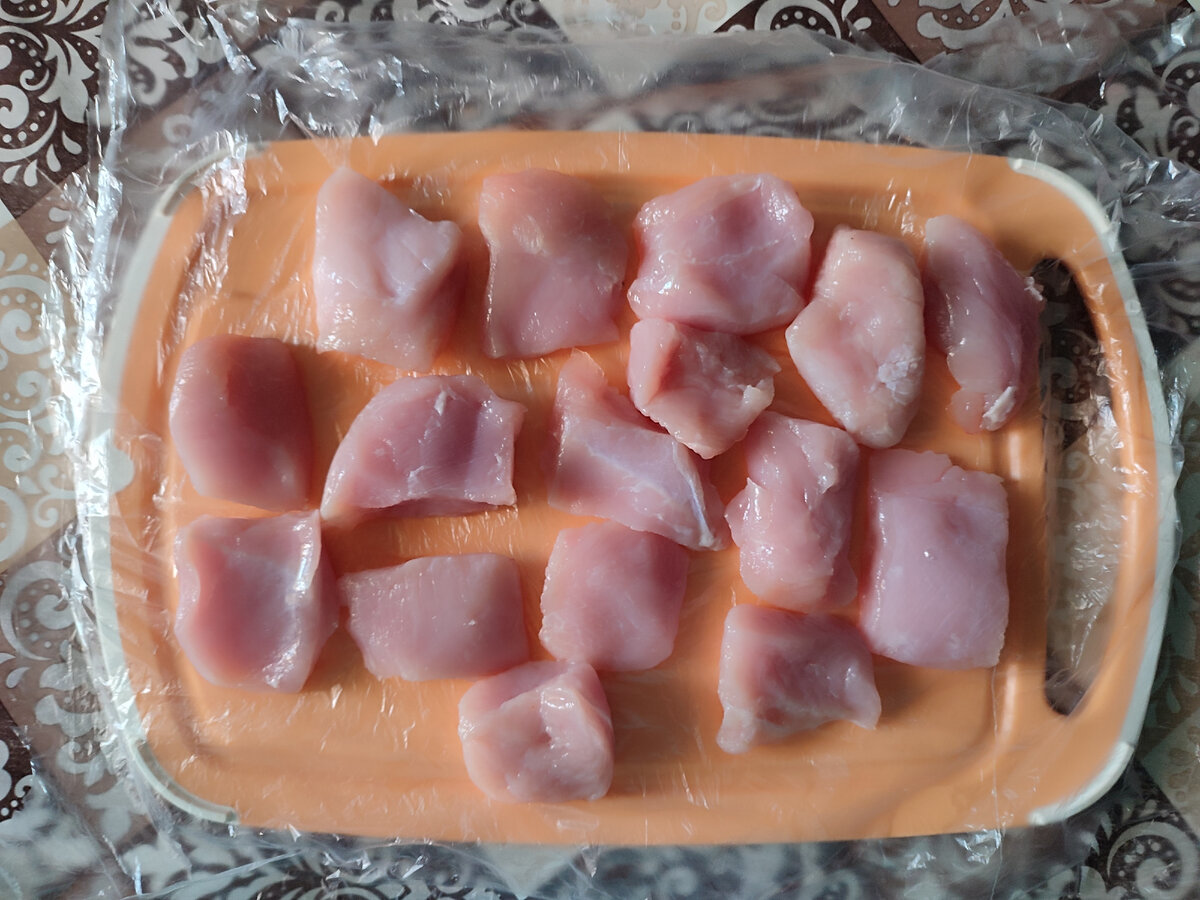 Подготавливаем мясо