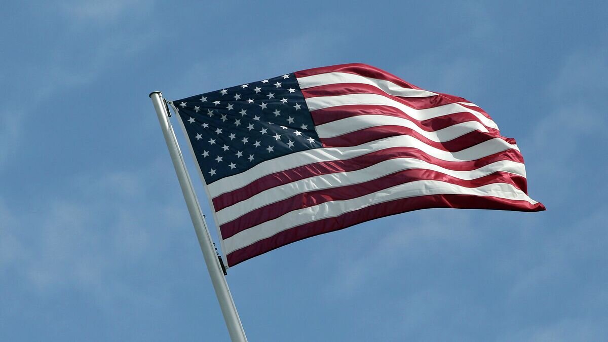    Американский флаг© AP Photo / Michael Sohn