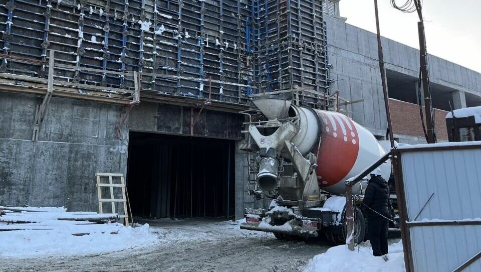     В Казани представители городской и региональной прокуратуры проверили ход строительства жилого комплекса «Авалон сити». Об этом сообщила пресс-служба надзорного ведомства.