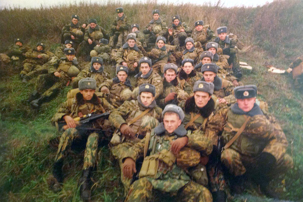 Вот они настоящие герои, не супермэн, не железный человек, а простые пацаны, которые стояли насмерть!