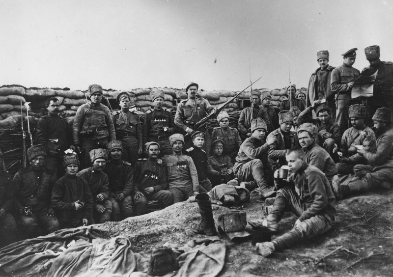 Русские солдаты, 1917 год.