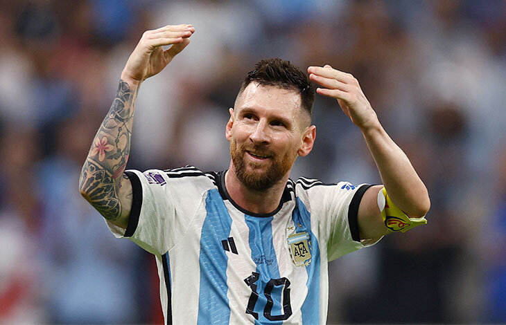 лионель андрес месси куччиттини. кот месси говорит. самый умный кот в мире месси. месси пума на диване. видео для котов.