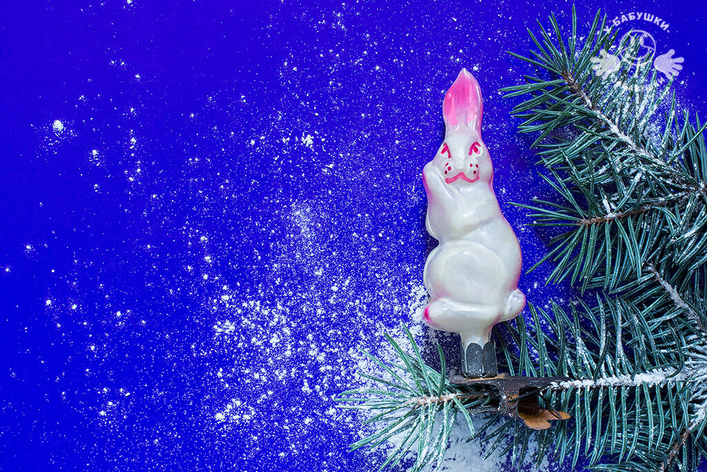 "Трусишка зайка серенький под елочкой скакал..." (фото автора)