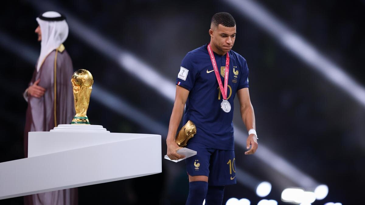    Футболист Килиан Мбаппе:Stefan Matzke - sampics/Corbis via Getty Images