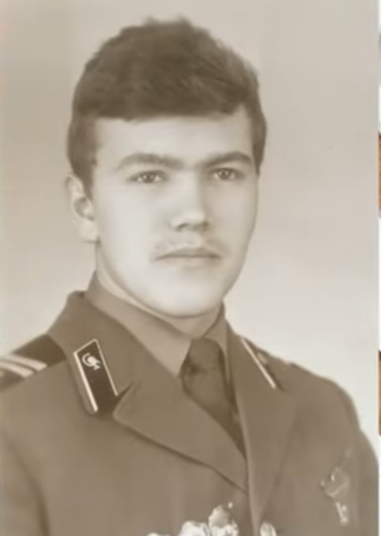 Александр Наумов. Из рабочей среды в актеры, борьба с алкоголем и кто жена брута