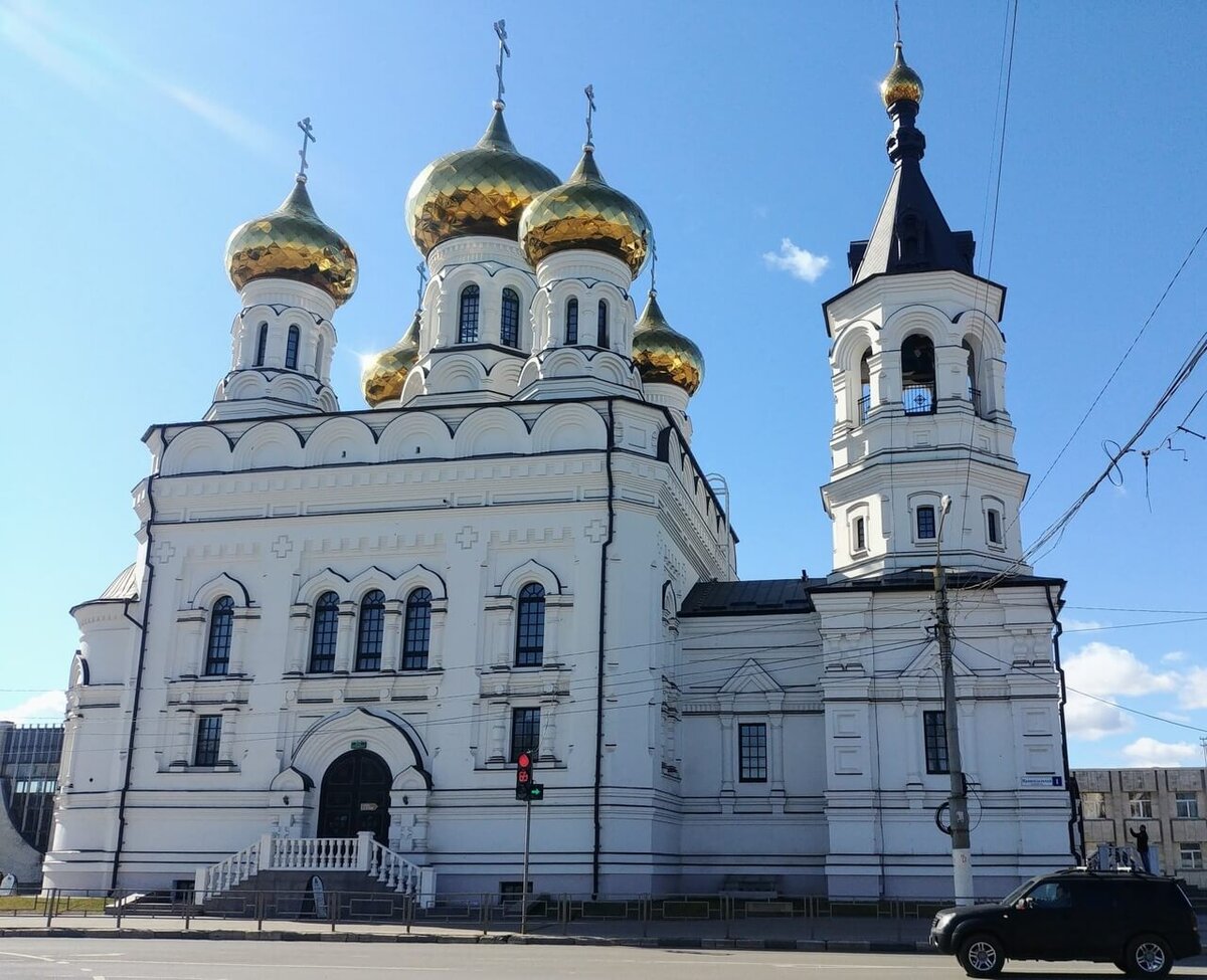  Краткое описание
Тверь, расположенная между Москвой и Санкт-Петербургом, ещё несколько веков назад была одним из крупнейших торговых центров России.-22