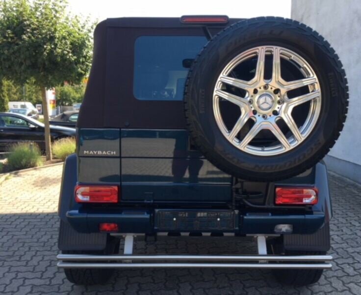 Заднее огромное колесо 