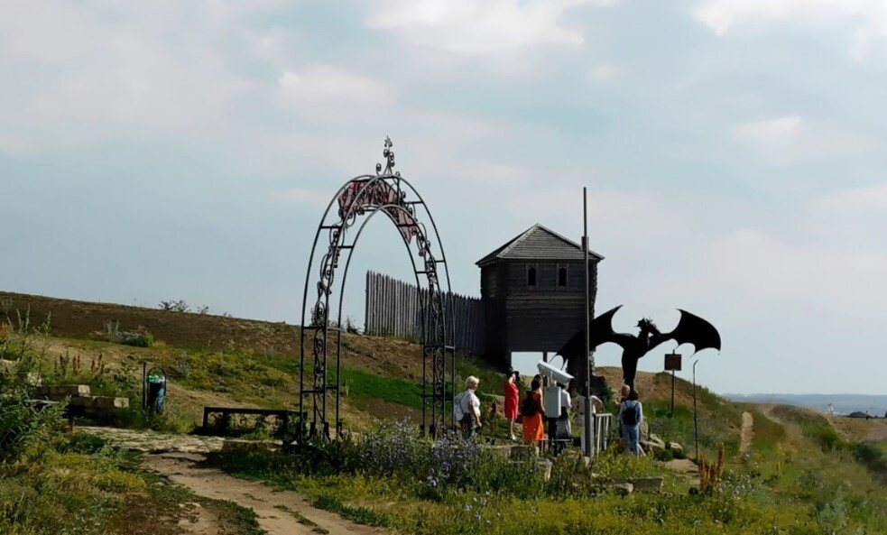 Смотровая площадка у Елабужского городища