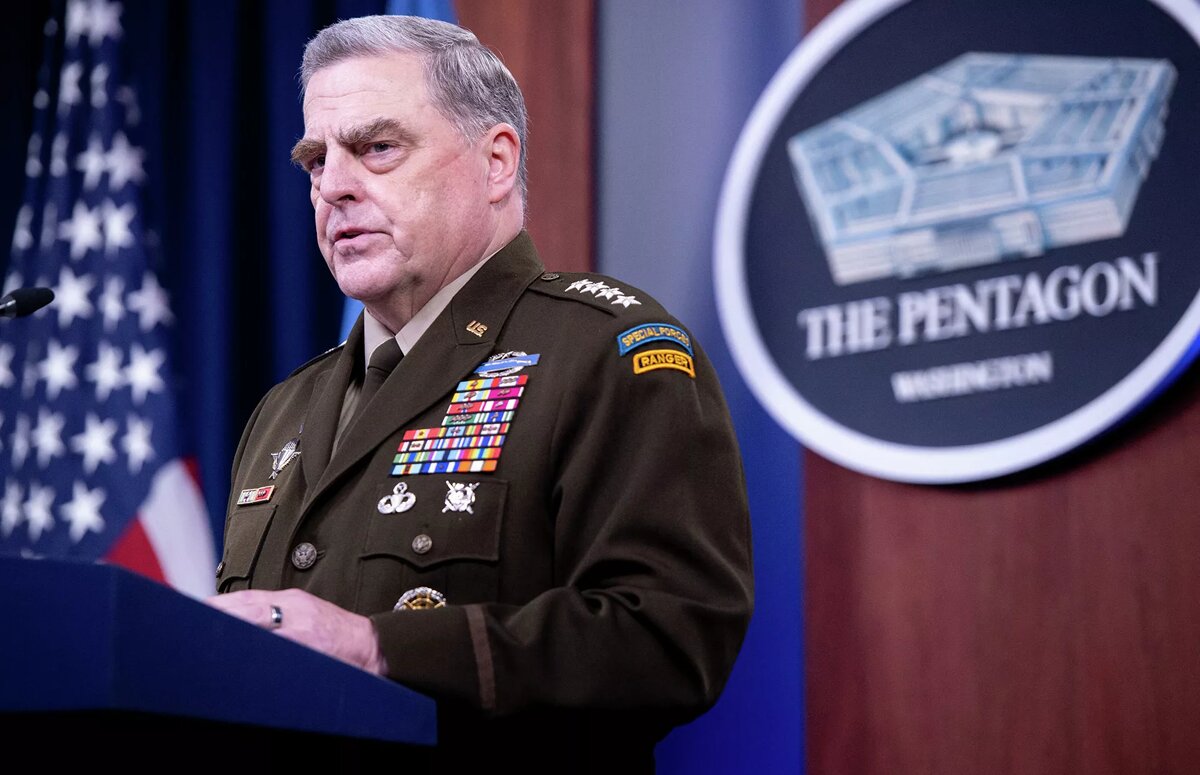 Генерал армии США Марк Милли, председатель Объединенного комитета начальников штабов, проводит в Пентагоне в Вашингтоне, округ Колумбия, брифинг для прессы о сокращении вооруженных сил США в Афганистане, 1 сентября 2021 года. © AFP 2021 / SAUL LOEB