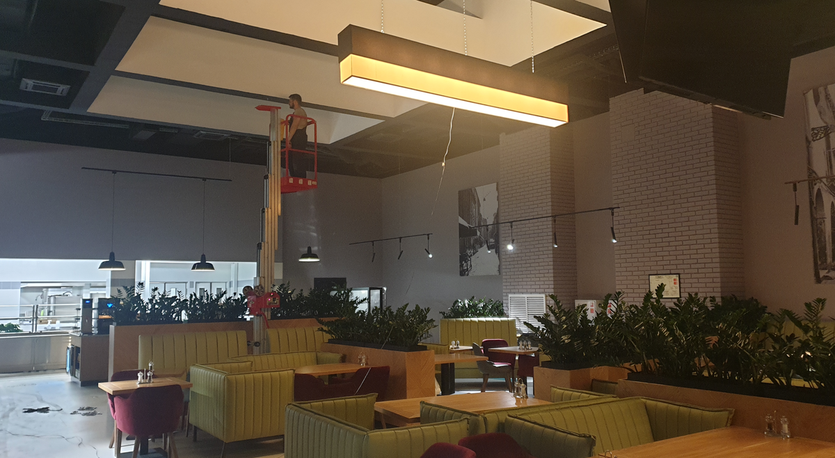 Подъемник - друг монтажника, главное зарядить