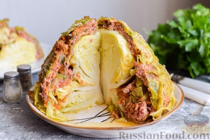 Савойская капуста фаршированная мясным