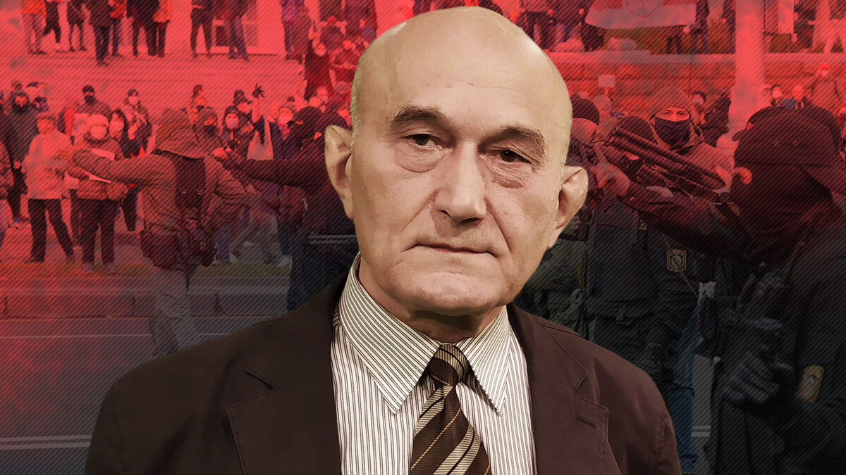Вот оно — главное русофобское и националистическое существо Беларуси. Именно с легкой руки Зенона Позняка в конце 80-х возник миф о 250 тыс. расстрелянных в Куропатах и "русском геноциде белорусского народа" (как скверно звучит этот оксюморон). Именно он сумел убедить многих белорусов, что от этого "геноцида" пострадала едва ли не каждая семья в Беларуси. Когда белорусы стали непредвзято считать репрессированных родственников, оказалось, что у многих в роду их просто нет...