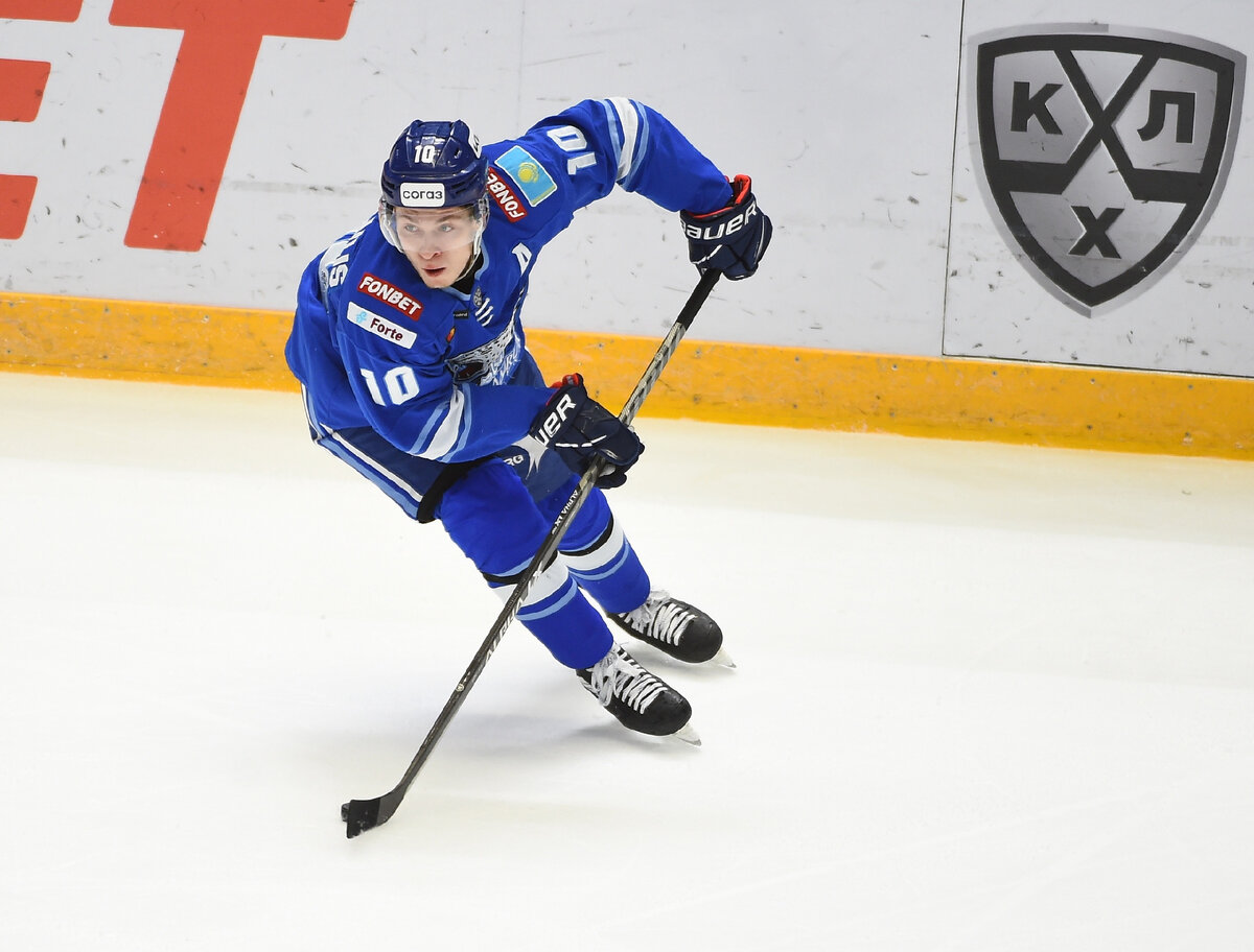 Никита Михайлис - игрок Барыса