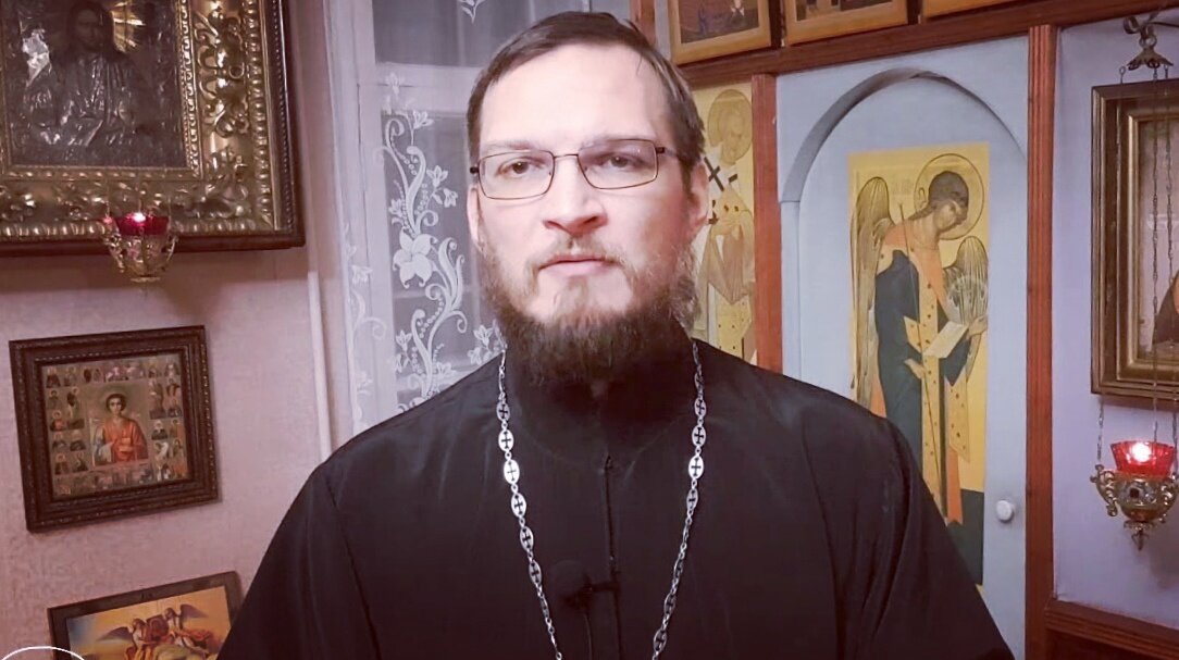 военный священник на канале спас. священник стахий колотвин храм где служит. всеволод чаплин в молодости. отец стахий колотвин. объяснить священник.