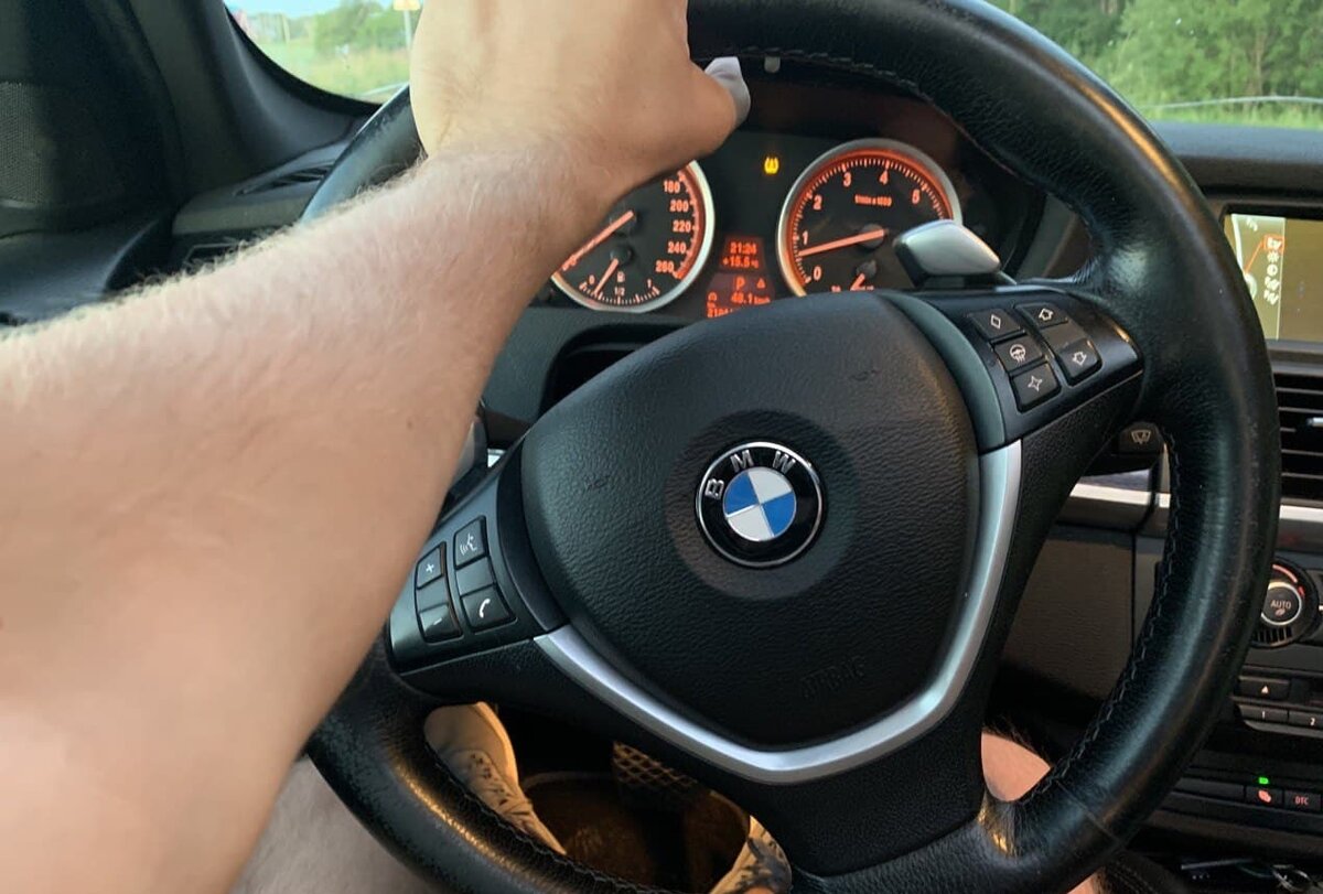 Хорошая машина - много мощности и мало шума