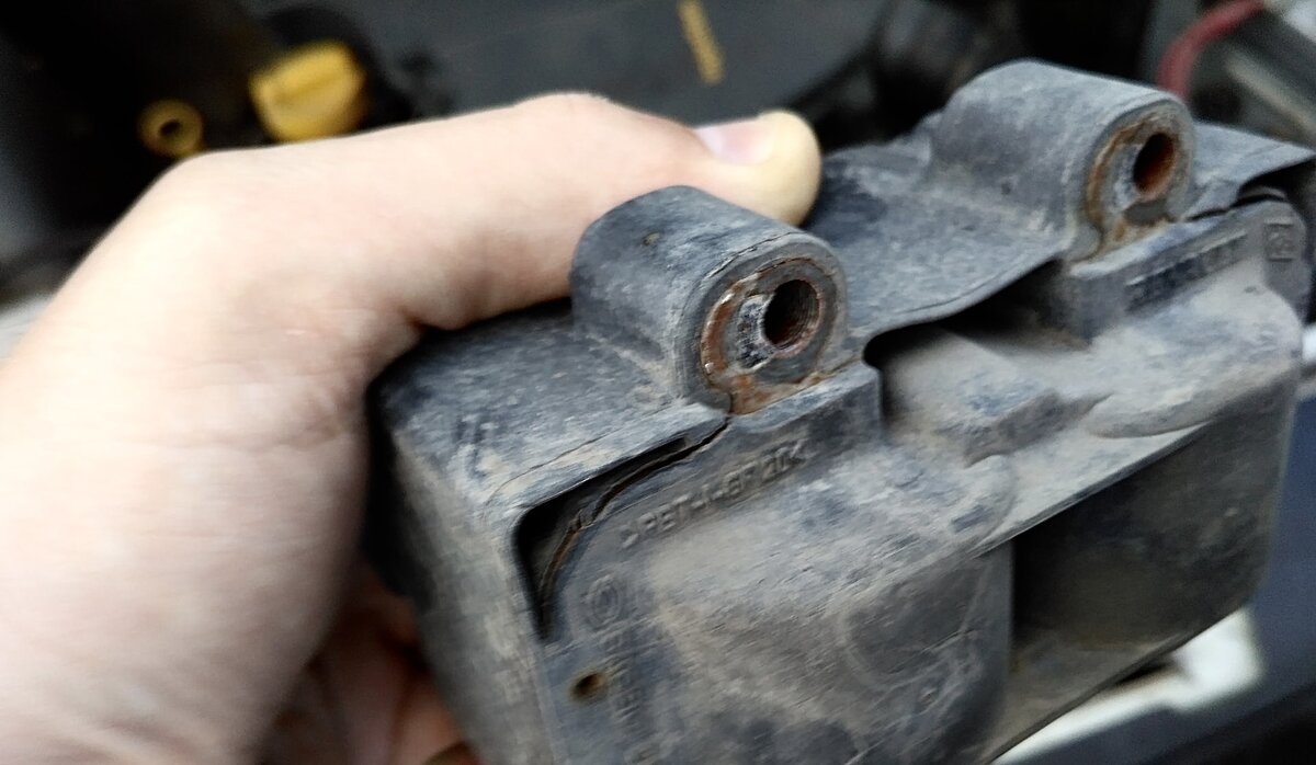 Спалил три катушки зажигания, пока не понял в чём дело (показываю ...