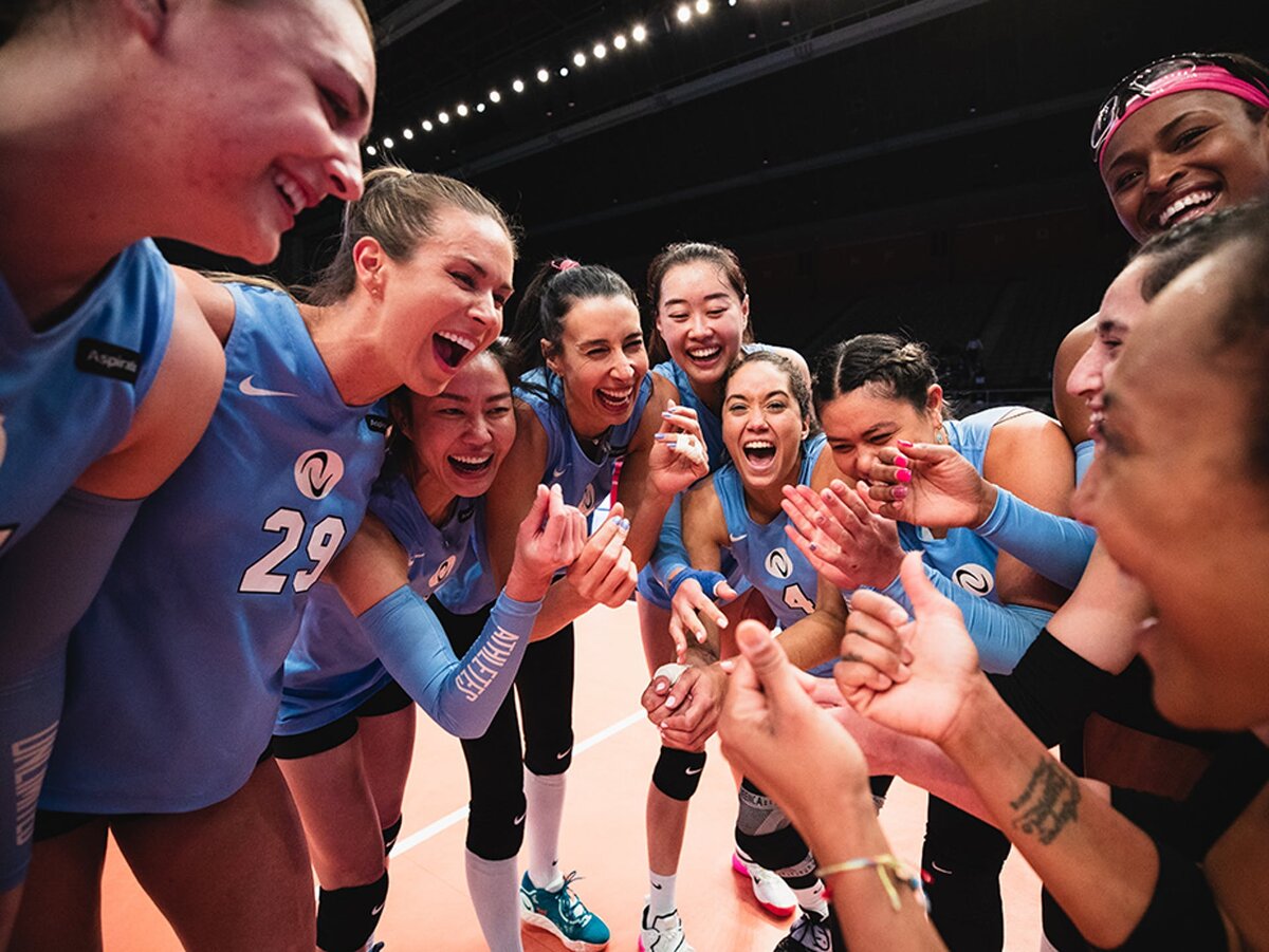 Команда Blue (капитан Шейла Кастро) была лучшей на 4-й неделе турнира.