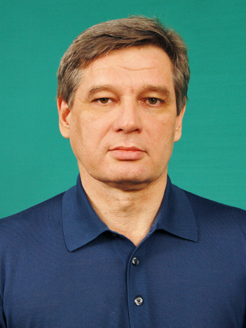 Критично думать многим не по нраву. Бегать за наслаждениями лишь мозоли натирать.
Подставив вторую щеку, можно и по первому уху получить.
От плохой жены, как и от сумы, не зарекайся.
Кто не с нами, наверное, считает, что ему море по колено…
Все счастливые семьи наперечет – это достояние республик.
Не бейте плохого танцора по яйцам, ведь они и так ему мешают.
Мечты о женщинах, у мужиков, разбивались о суровую реальность их финансового положения.
Легко заблудиться в лесу своих заблуждений.
Интереснее секса к нему подготовка.
Труд сделал из обезьяны человека, а пропаганда, из человека вновь обезьяну.
Ямочка на щеке у девушки темный омут для мужчины.
Чем иллюзорнее наша жизнь, тем интересней.
Мужья почему- то думают, что в чужих женах отсутствуют недостатки их жен, забывая, что все жены одинаковы – они женщины.
Когда утратишь иллюзии, начинаешь меньше себя тратить.
Когда страна пухнет от числа чиновников, то беззаконию жить веселее.
Логично мыслить друзей не видать.
Искусство радости – всюду успевать.
Все ищут удовольствия и получают его в дозах, соответствующих энергии поиска.
Проекция от исполнения наших дел, ложится тенью на наши нервы и душу.
У дырявого корыта уже поздно плакать о разбитой жизни.
Мечты пришли, когда ушли желания.
21 Век! Все святые отбыли с Земли, успев запрыгнуть в последний вагон.
С грехом пополам сыт не будешь.
Лучше уж пусть изменяет память, чем жена…
Сколько не корми свои фантазии, а они все равно есть просят.
Задумчивость девушки – это одно, а женщины, другое, но близкое.
Как говорил Бальзак, умственный туман по утру не рассеивается.
Азарт в бизнесе – это что Виагра в сексе.
Чем только не пахнут деньги, даже санкциями.
Сам знаешь, где упадешь не знаешь.
Доллару конец, хихикали за углом валюты изгои.








