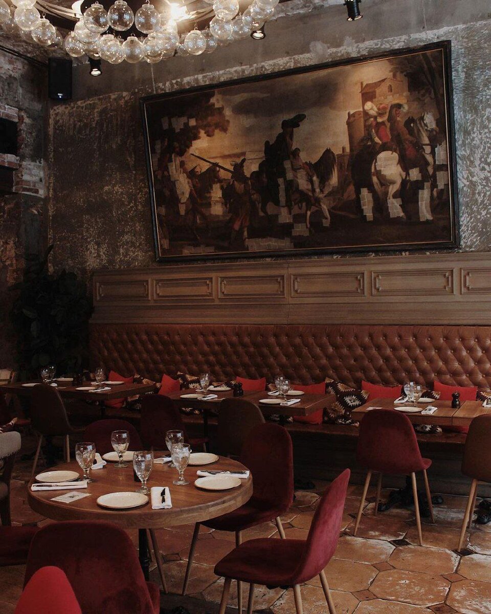 Фото из instagram ресторана @vysota_5642_moscow