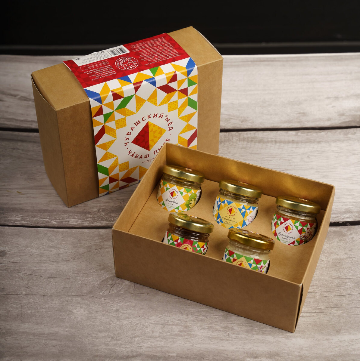 сувениры италии. гостинцы подарки. гостинцы из москвы. какие гостинцы привезти из россии. какие гостинцы привезти.