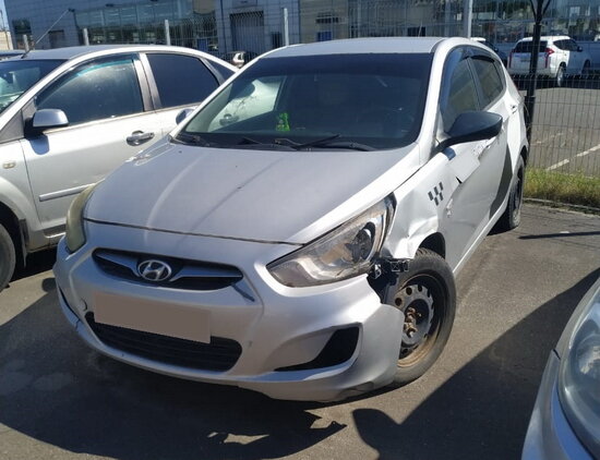 Хендай солярис 2011 черный. Hyundai solaris 2015. Hyundai solaris в челябинск. Солярис за 300 прикол. Хендай солярис 2016 года.
