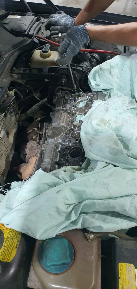 Закручиваем крышку ГБЦ