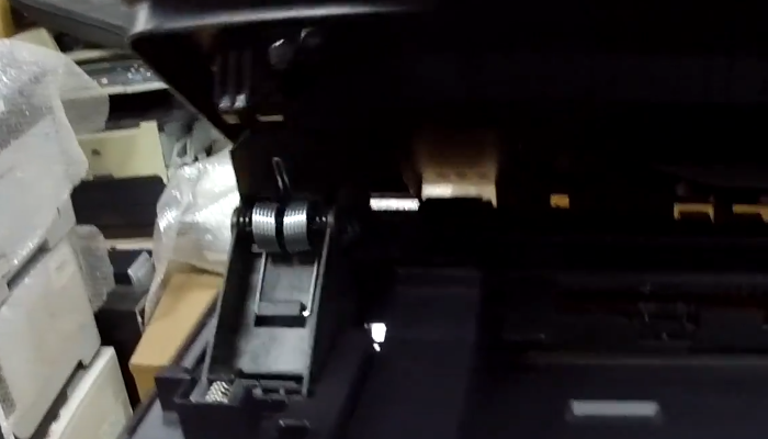 Фото 9. Открываем крышку