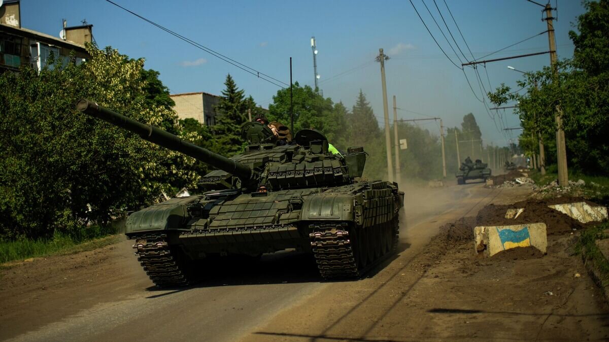    Украинские танки в Донецкой области© AP Photo / Francisco Seco