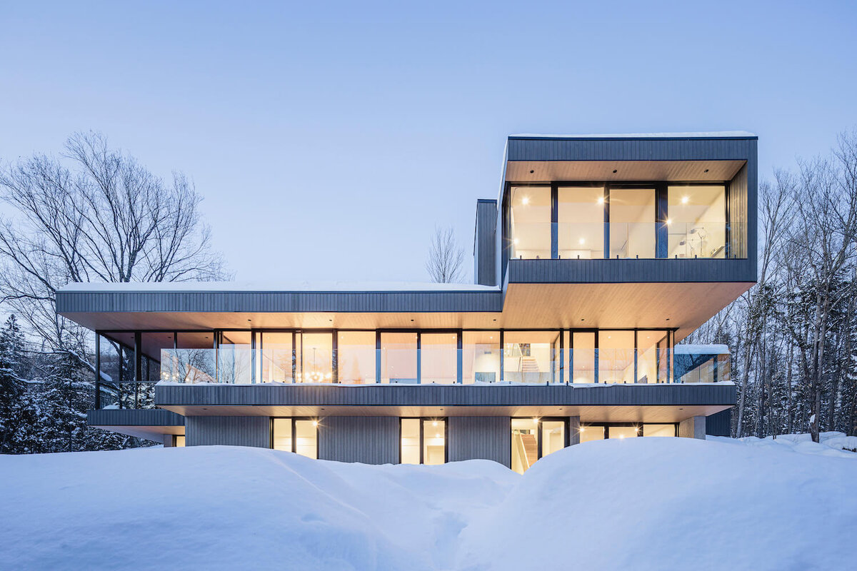Источник изображения - https://amazingarchitecture.com/storage/files/1/architecture-firms/mu-architecture/the-lantern-house/the_lantern_mu_architecture_val_morin_canada-14.jpg