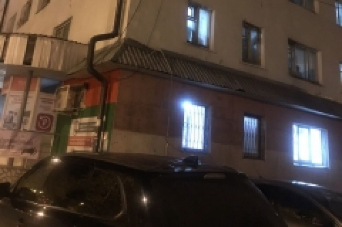    В Тюмени во время ссоры женщина убила своего друга