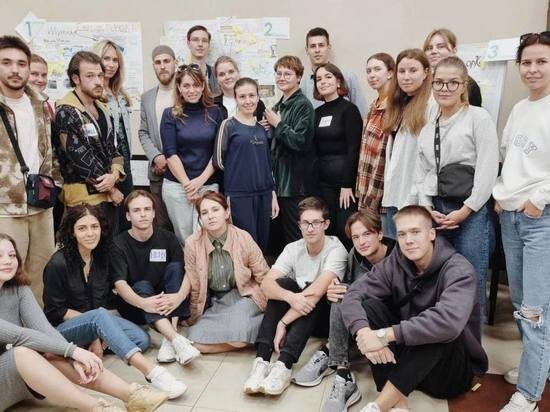     Молодежь сегодня объединяется для достижения общих целей. фото: t.me/molpravcrimea