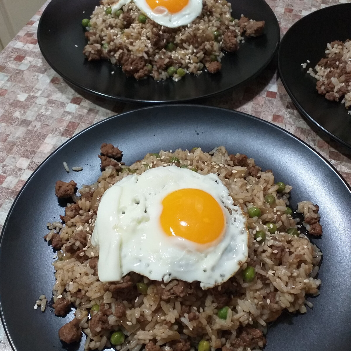 Жареный рис с мясным фаршем и яйцом (просто приготовить из доступных  продуктов) | Сундучок Шефа | Дзен