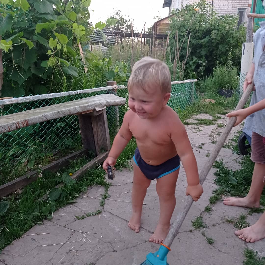 Саня. 