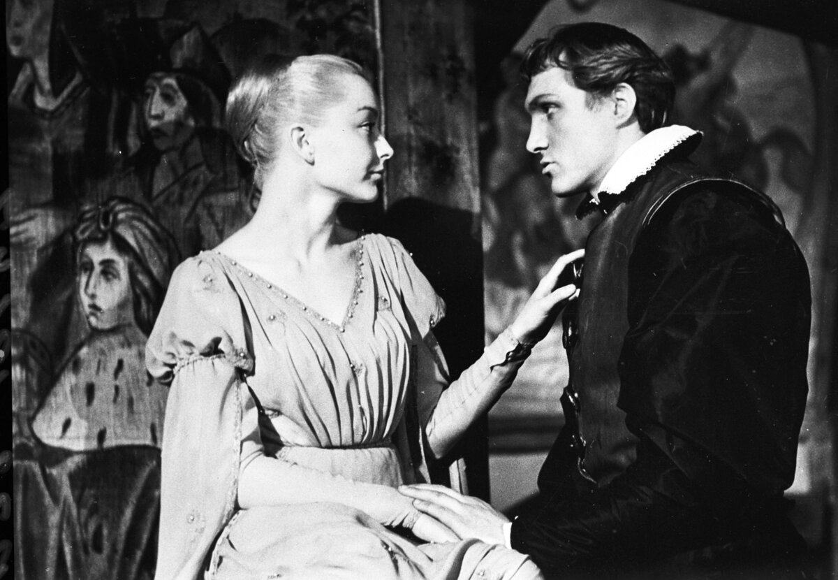 гамлет 1964 смоктуновский. гамлет 1964 отзывы. козинцев. грузинская актриса гамлет. гамлет 1964 отзывы.