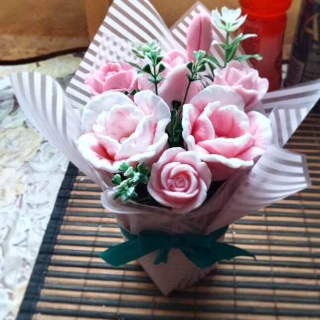 Моя работа , посмотрела ролики по заливке .