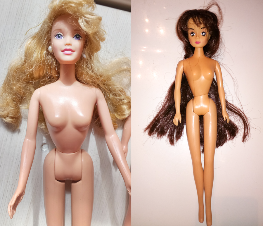 Классическое тело кукол 90-х. Слева - с прямой поворотной талией, справа - со скошенной поворотной талией