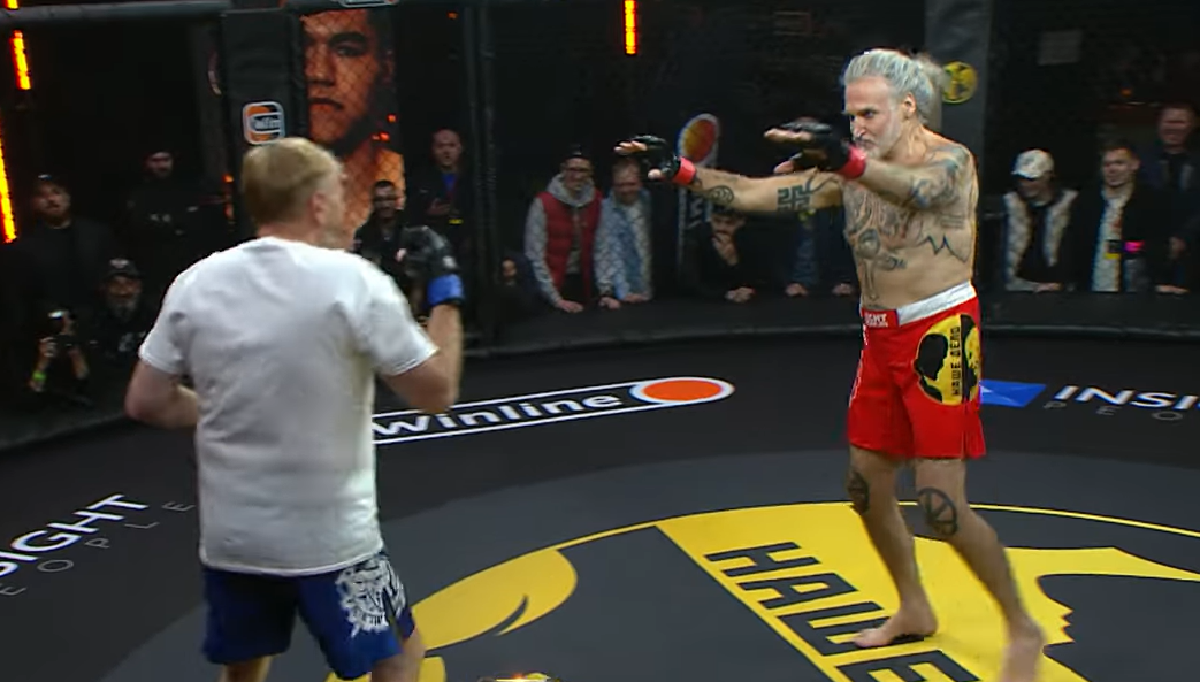 Бой Никиты Джигурды и Виталия Милонова лишь отдаленно напоминал ММА.