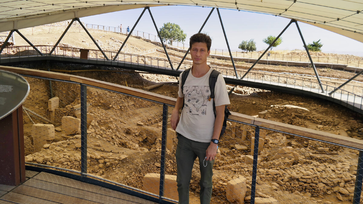 Автор в Гёбекли-Тепе. Фото: Роман Колесниченко