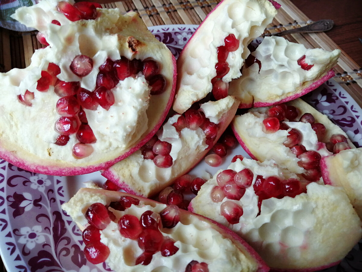 Крупный и красивый снаружи, но практически пустой внутри...