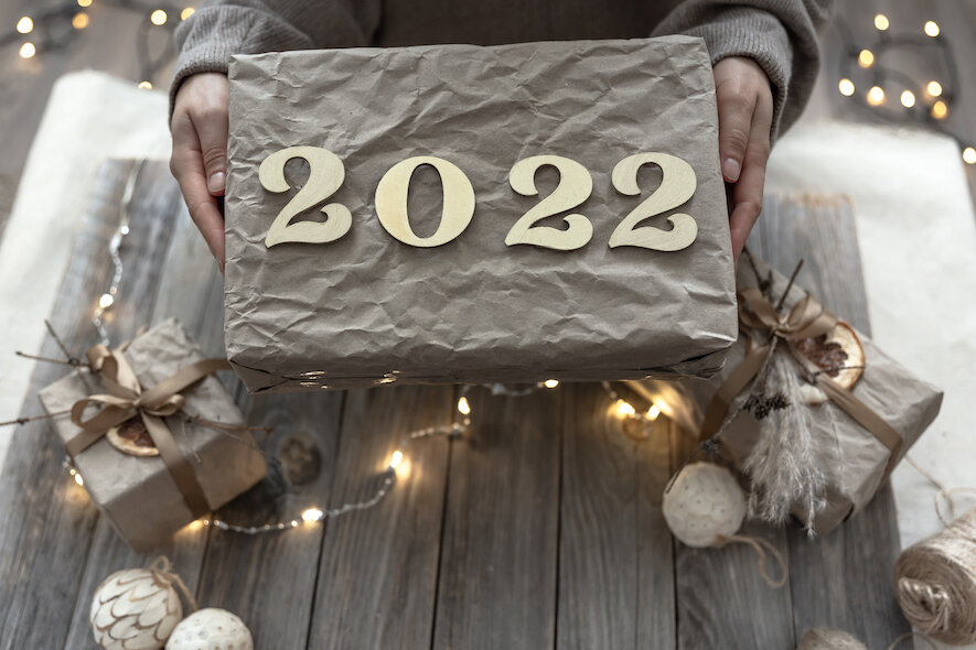 Что подарить на Новый 2022 год, а чего не стоит дарить