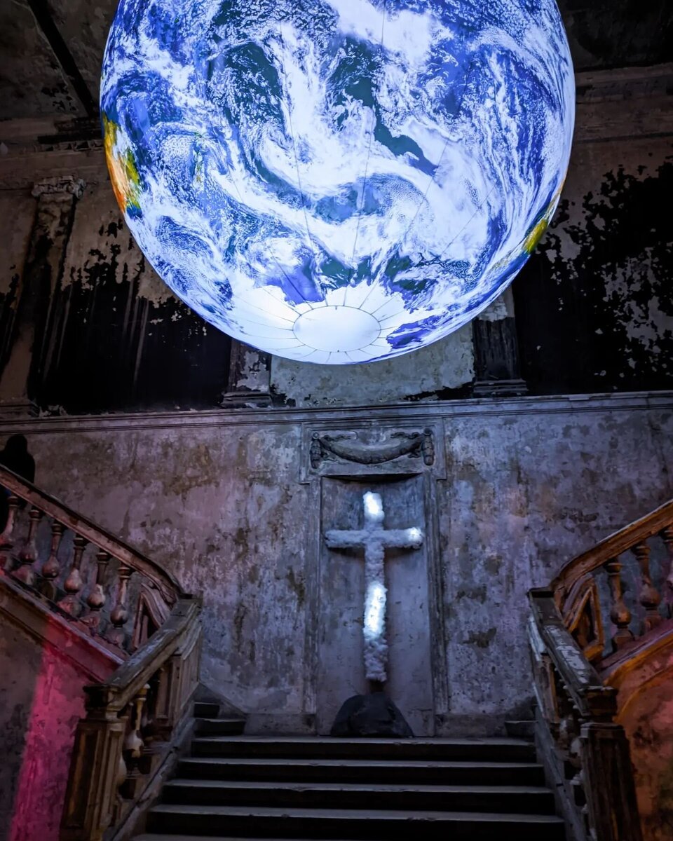 листайте галерею