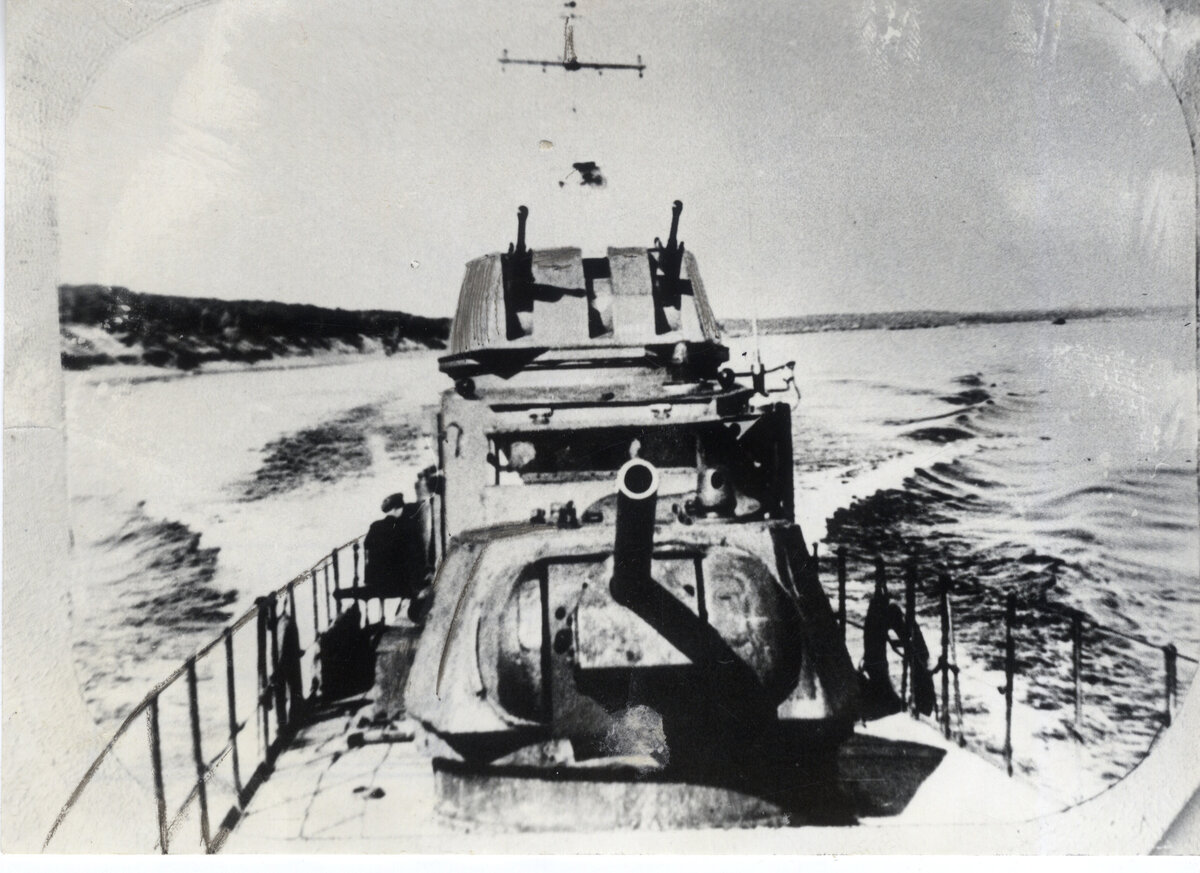 Архивное фото. "Речной танк", проект 1125