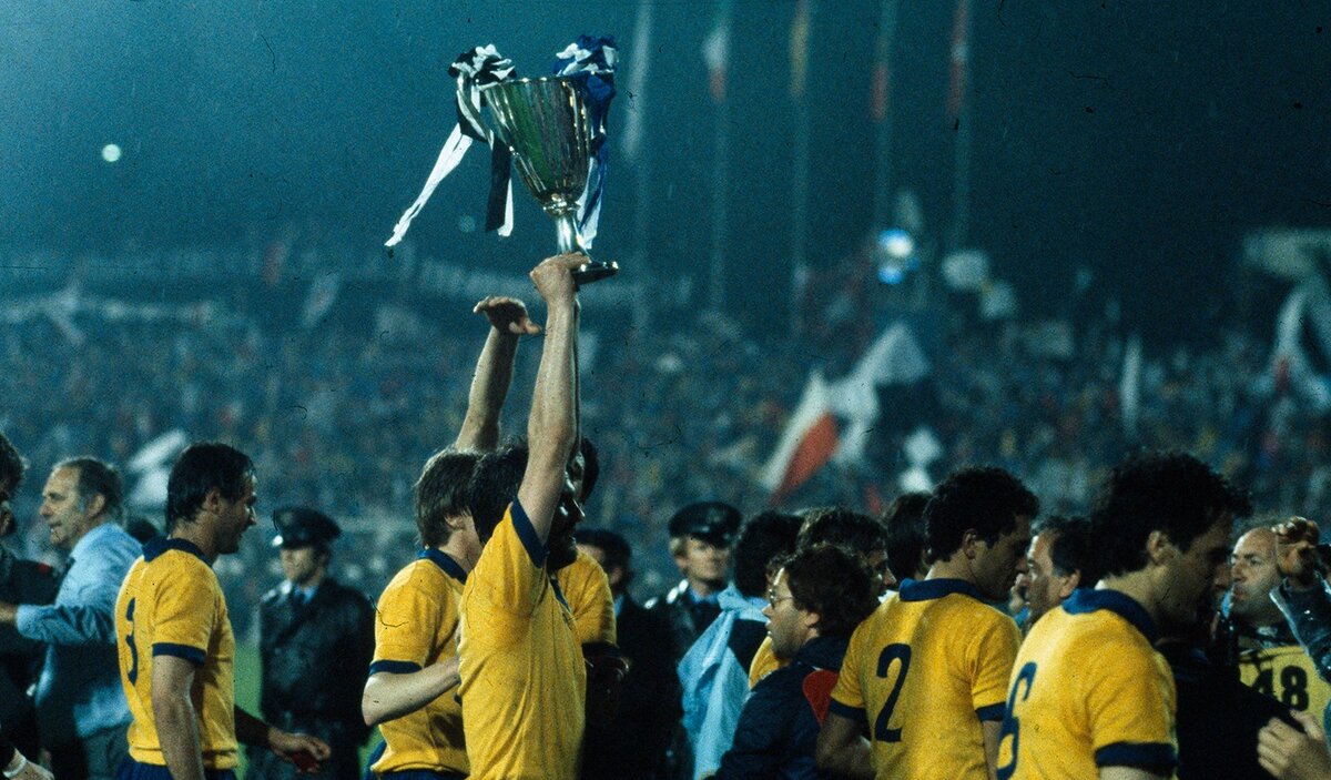 Ювентус только что выиграл Кубок Кубков, обыграв в финале - Порту