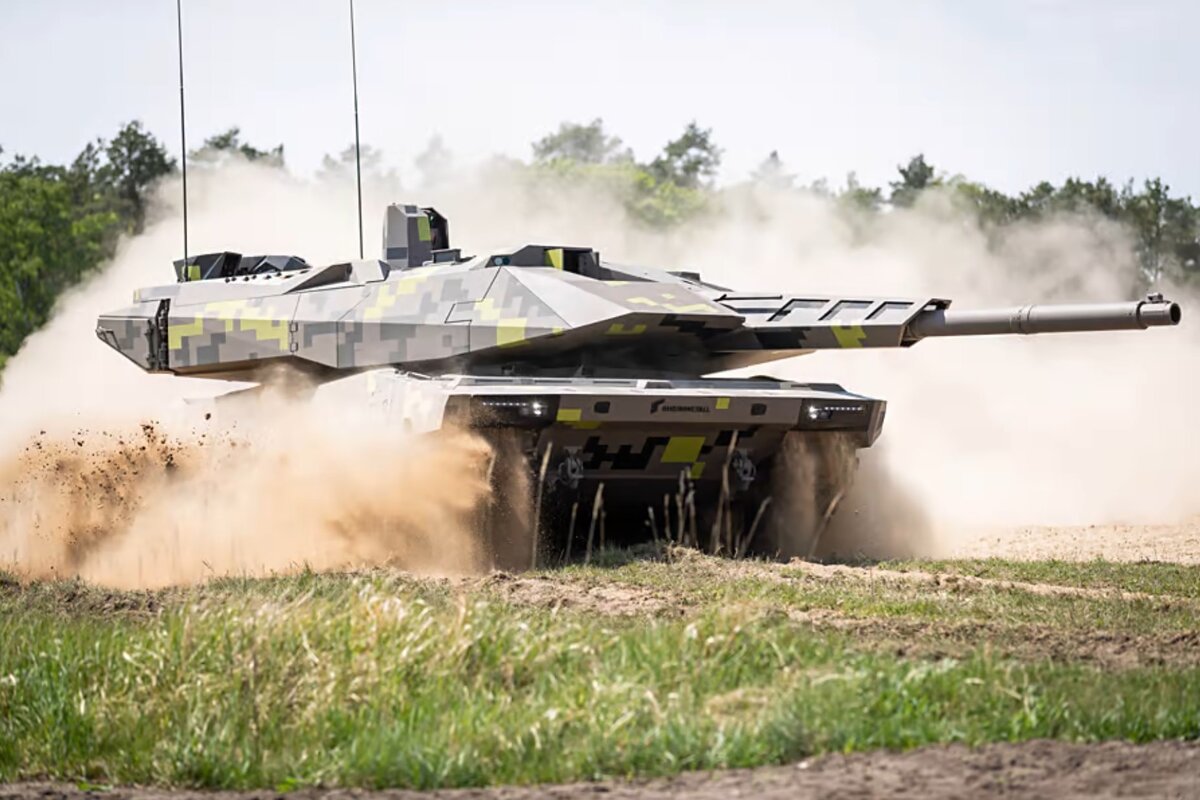     KF51 Panther: современный танк на базе военных машин Холодной войны