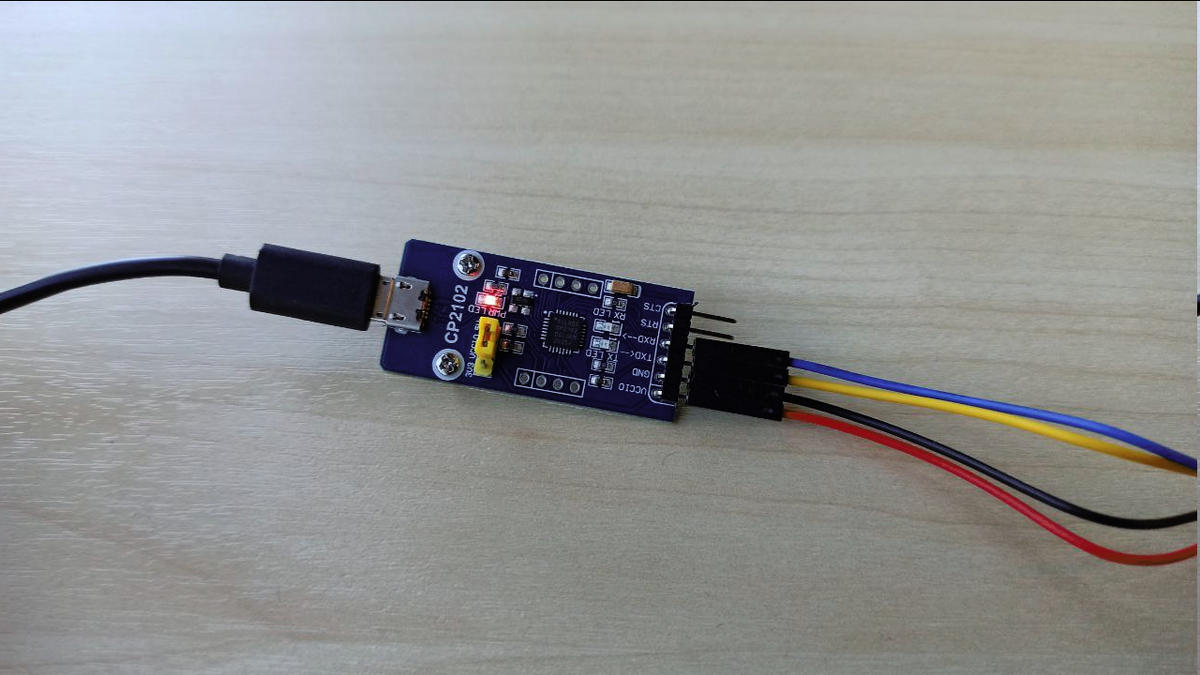 Преобразователь интерфейса USB-UART для подключения к ПК.