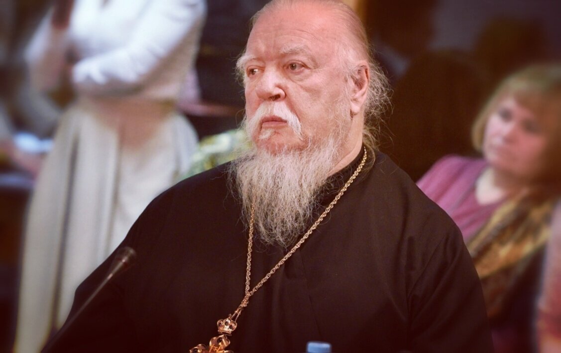 Димитрий Смирнов (07.03.1951 — 21.10.2020 гг.) — протоиерей, церковный и общественный деятель, проповедник, миссионер.