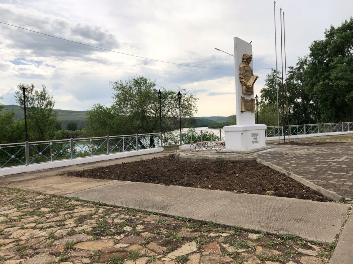 Нерчинск забайкальский край. Аллея любви Нерчинск. Площадь в Нерчинске. 2022. Нерчинск. Г Нерчинск Забайкальский край.