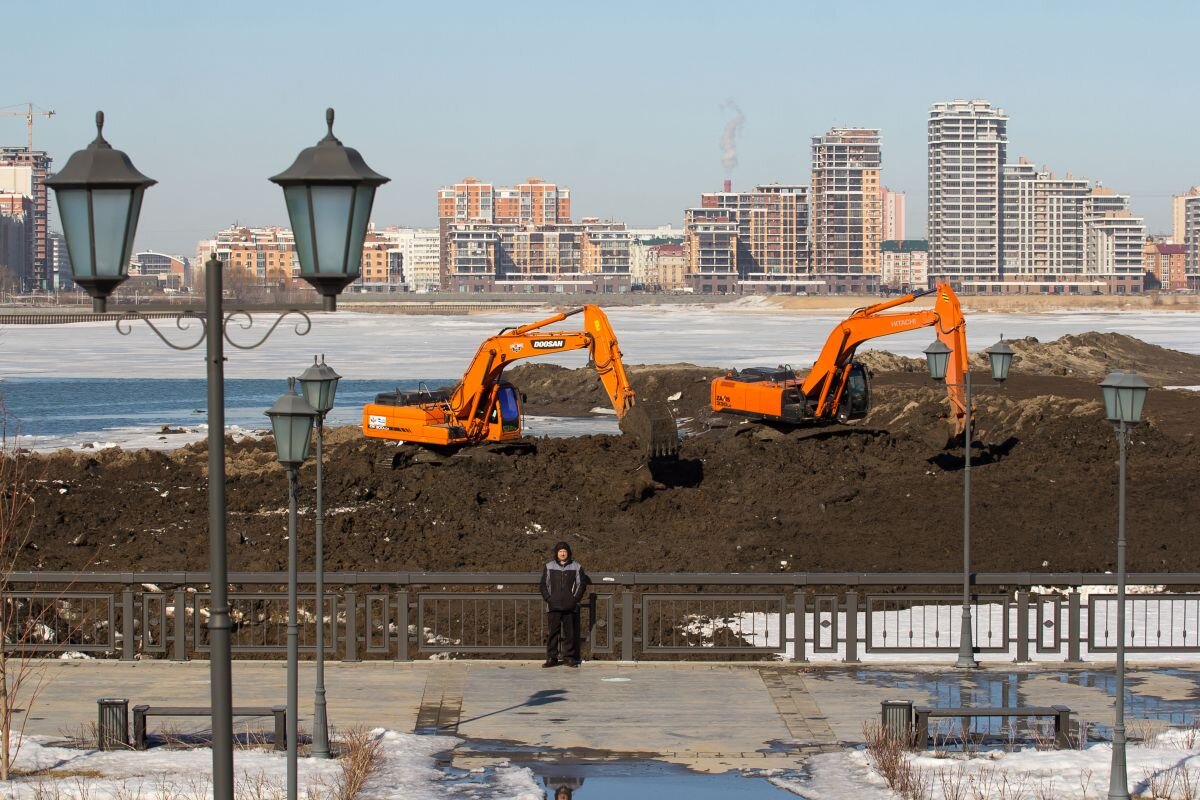    Засыпка реки Казанка у Чаши началась раньше срока с нарушениями