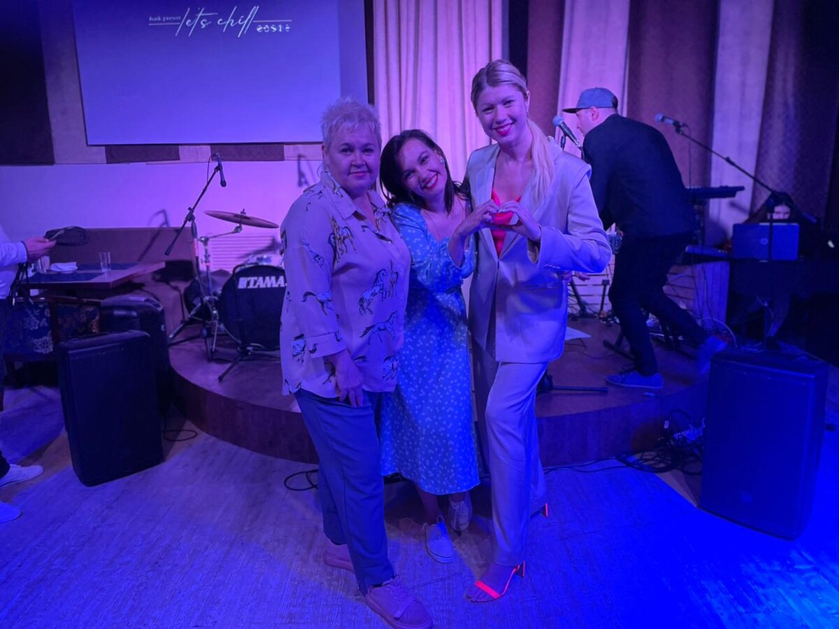 Настя приехала поддержать Evva Music на её концерте, мы очень радуемся встрече! 