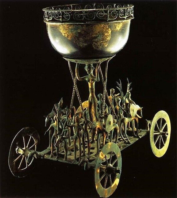 Солнечная-колесниц»-из-Юденбурга. Гальштатская-эпоха